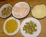 Sonkás, gombás pizza recept fázis 2 fotója