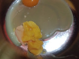 Tamago boro karakter