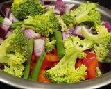 Foto del paso 1 de la receta: Wok de pollo y tirabuzones