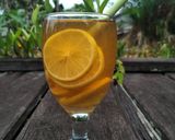 Foto langkah ke 4 dari resep Lemon Tea with Lemongrass.