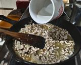 Foto langkah ke 6 dari resep Ayam Cincang Kecap Isian Bakpau.
