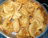 A picture of step 2 of Indonesia Deep Fried stuffed Tofu((Tahu isi).