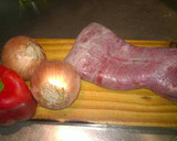 Foto del paso 1 de la receta: Matambre del medio con manto de cebolla y morrón rojo