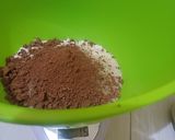 Foto langkah ke 1 dari resep Bolu Kukus Cokelat Mekar.