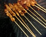 Foto langkah ke 6 dari resep Sate Ayam Madura.