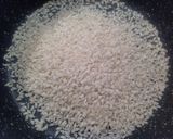 Foto del passaggio 2 della ricetta Risotto con cavolo viola e granella di nocciole tostate, mantecato con gorgonzola dolce