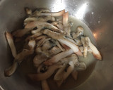 Foto del paso 2 de la receta: Espaguetis al mar con tomate