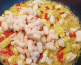 Foto del paso 7 de la receta: Tortilla de Merluza con Piquillos
