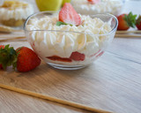 Foto del paso 5 de la receta: Vasitos de crema de queso y frutas