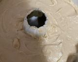 A picture of step 3 of 7 up Pound cake.