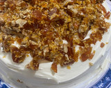 Foto del paso 6 de la receta: Torta con base de coco, bizcochuelos y praliné de nueces