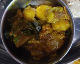 A picture of step 6 of Aloo baingan.