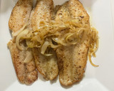 Foto del paso 3 de la receta: Filetes de base al sartén