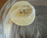 Une image de l'étape 1 de Pommes au four farcies à la banane jus au rhum toppings raisins secs et noisettes 🍎🍏.