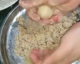A picture of step 6 of Makhana Ladoo.