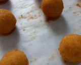 Foto langkah ke 4 dari resep Palm Cheese Cookies.