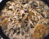 A picture of step 4 of 450. California Farm Whole Clam Wine Sauce Dinner.