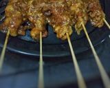 Foto langkah ke 3 dari resep Sate Kulit Ayam.