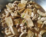 Foto langkah ke 8 dari resep Ayam tahu jamur saos tiram.