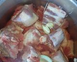 Foto del paso 4 de la receta: Cola de res en adobo