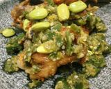 Foto langkah ke 4 dari resep Sayap Ayam Penyet Sambel Cabe Ijo Pete.