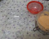 A picture of step 3 of White chocolate compound red heart shape chocolate.