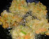 Foto langkah ke 6 dari resep Bakwan Udang Bumbu Jagung.