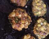 A picture of step 3 of Corn cutlets.