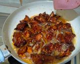 Foto langkah ke 4 dari resep Ayam Goreng Saus Mentega.