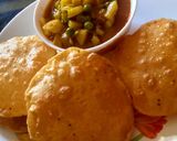 A picture of step 5 of Ajwain Puri.