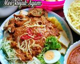 Gambar langkah 10 resipi Mee Rojak Ayam.
