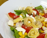 Foto del paso 2 de la receta: Ensalada de tortellini con queso de cabra