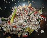 Foto langkah ke 3 dari resep Tuna Suwir Pedas.