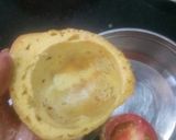 A picture of step 7 of Tomato Bhajia Katoori Chaat.