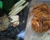 Foto langkah ke 1 dari resep Gudeg Ala-Ala Tanpa Daun Jati Anti Gagal.
