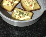 A picture of step 4 of Chilli Cheese Toast.