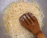 Foto langkah ke 3 dari resep Lumpia Spaghetti Carbonara.
