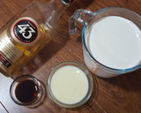 Foto del paso 1 de la receta: Helado de vainilla y licor 43