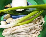 Foto langkah ke 1 dari resep Jamur enoki saus teriyaki.