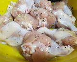 Hình bước làm 1 của món Cánh tỏi gà chiên nước mắm