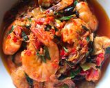 Foto langkah ke 5 dari resep Rica-rica Udang Kemangi / Udang Balado / Sambal Goreng Udang.