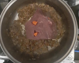 Foto del paso 5 de la receta: Carne mechada en salsa con fideos largos