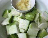 薑絲絲瓜湯的食譜步驟1照片