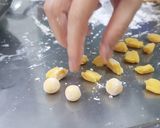 Hình bước làm 3 của món Bánh nhãn giòn giòn cho bé