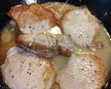 Foto del paso 2 de la receta: Carré de cerdo a la mostaza y miel con batatas fritas y lentejas provenzal