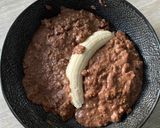 A picture of step 3 of Baby breakfast: cocoa banana porridge.