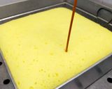 Foto langkah ke 6 dari resep Bolu Kukus Putih Telur 2 Lapis.