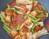 A picture of step 3 of Bean dry curry with tofu skin.