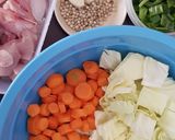Foto langkah ke 1 dari resep Sop warteg.