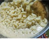 A picture of step 3 of Cheesy Macronies.